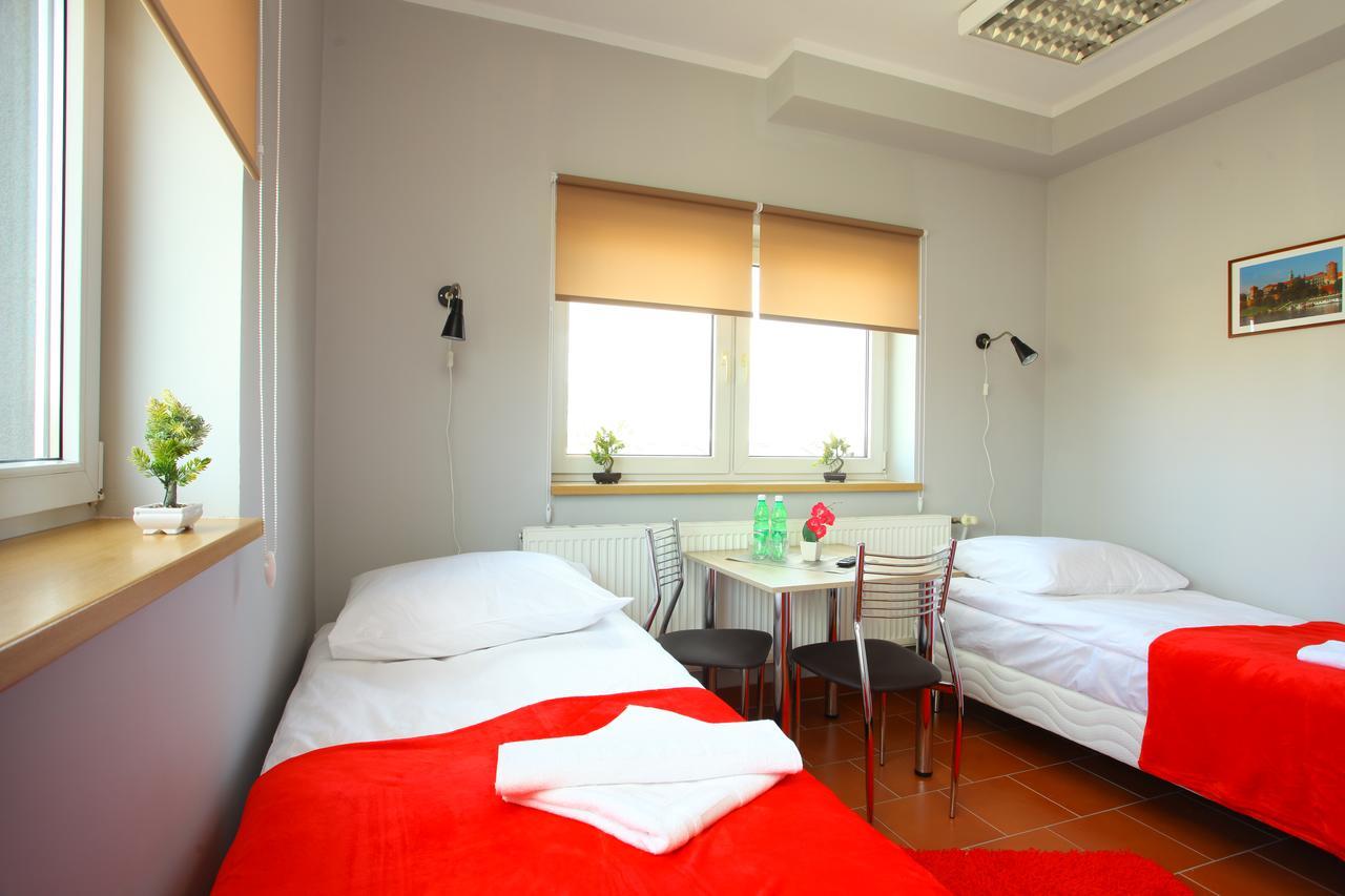 Hostel Bazar Krasków Εξωτερικό φωτογραφία