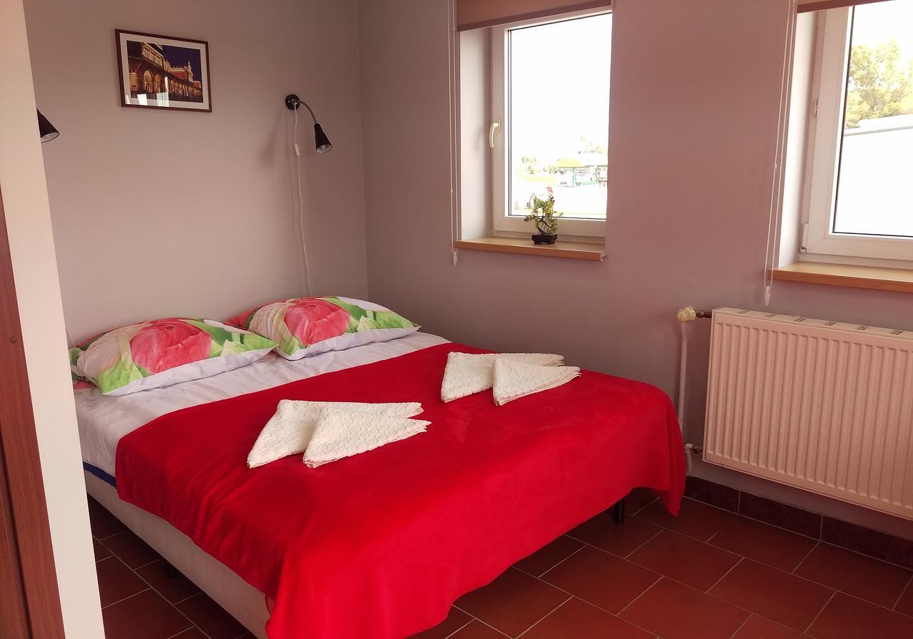 Hostel Bazar Krasków Εξωτερικό φωτογραφία