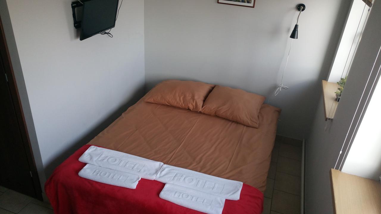 Hostel Bazar Krasków Εξωτερικό φωτογραφία
